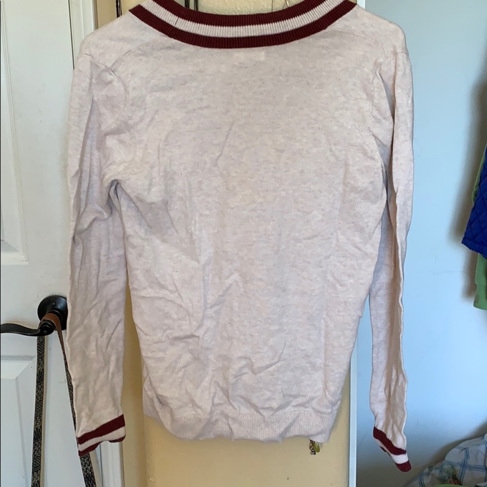 sweater - Picture 2 of 3